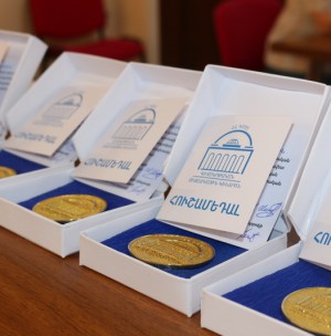 Commemorative medals